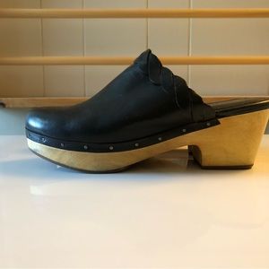 Frye Mille Black Braided Leather Mules Clogs Wood Heels Platform Rubber Sole 8.5